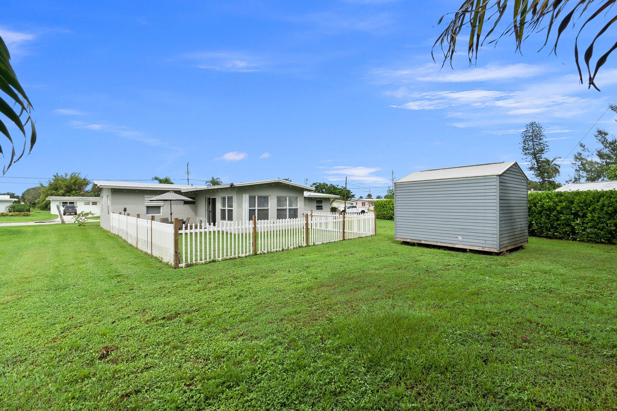 2845 Southeast Treasure Island Road Port St. Lucie, FL 34952 - Photo 44 of 53 50-web-or-mls-DSC01295