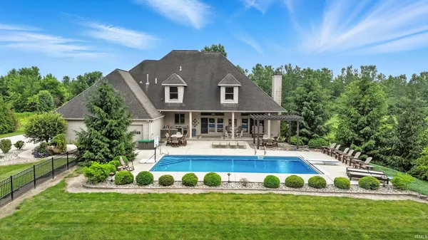 $1,299,900 | 17325 Highway 1, Spencerville, IN 46788
