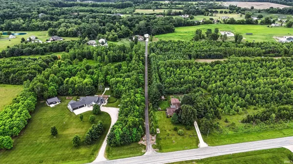 $1,299,900 | 17325 Highway 1, Spencerville, IN 46788