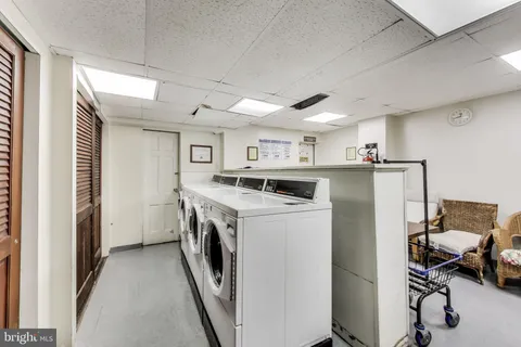 a view of kitchen and washer and dryer