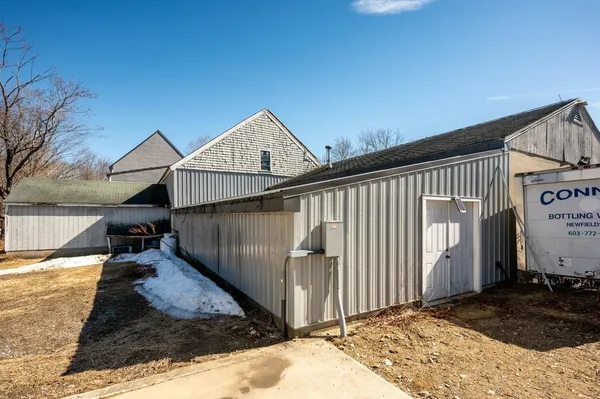 $1,500,000 | 120 Exeter Road, Newfields, NH 03856