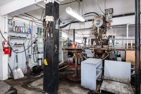 $1,500,000 | 120 Exeter Road, Newfields, NH 03856