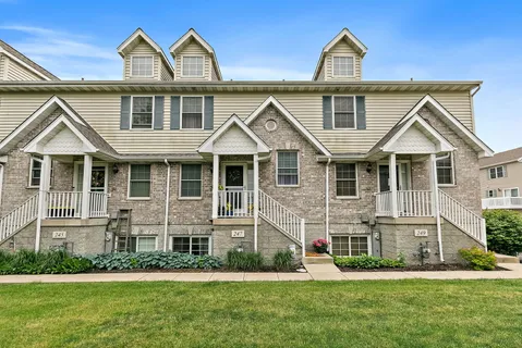 $229,900 | 247 Judy Lane, Cortland, IL 60112