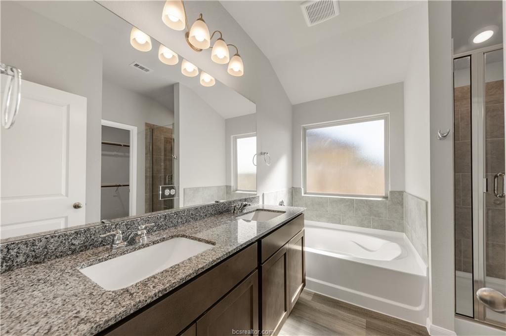 5350 Samuel Run Bryan, TX 77807 - Photo 7 of 14