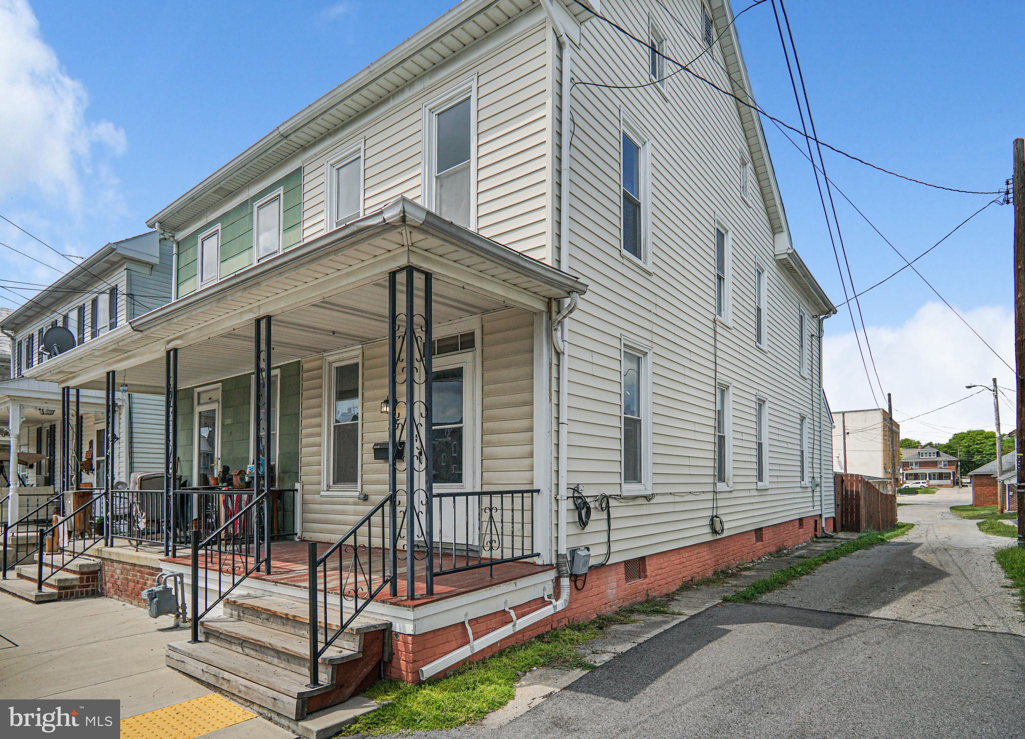 35 West Middle Street Hanover, PA 17331 - Photo 1 of 27 Gallery Image 1