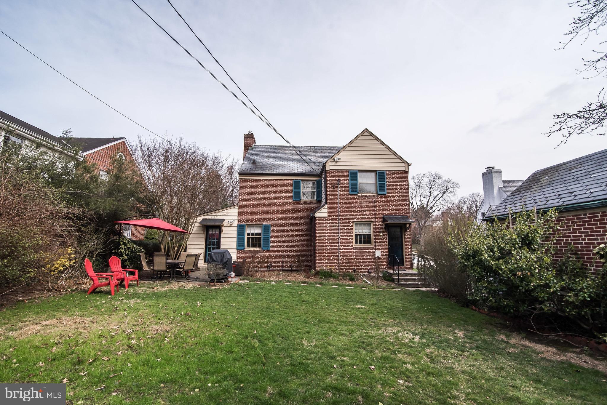 609 Yarmouth Road Towson, MD 21286 - Photo 22 of 23 a front view of house with garden