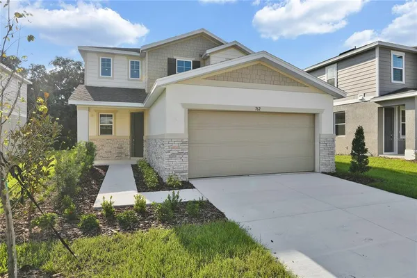 $319,999 | 762 Lake Dell Drive, Dundee, FL 33838