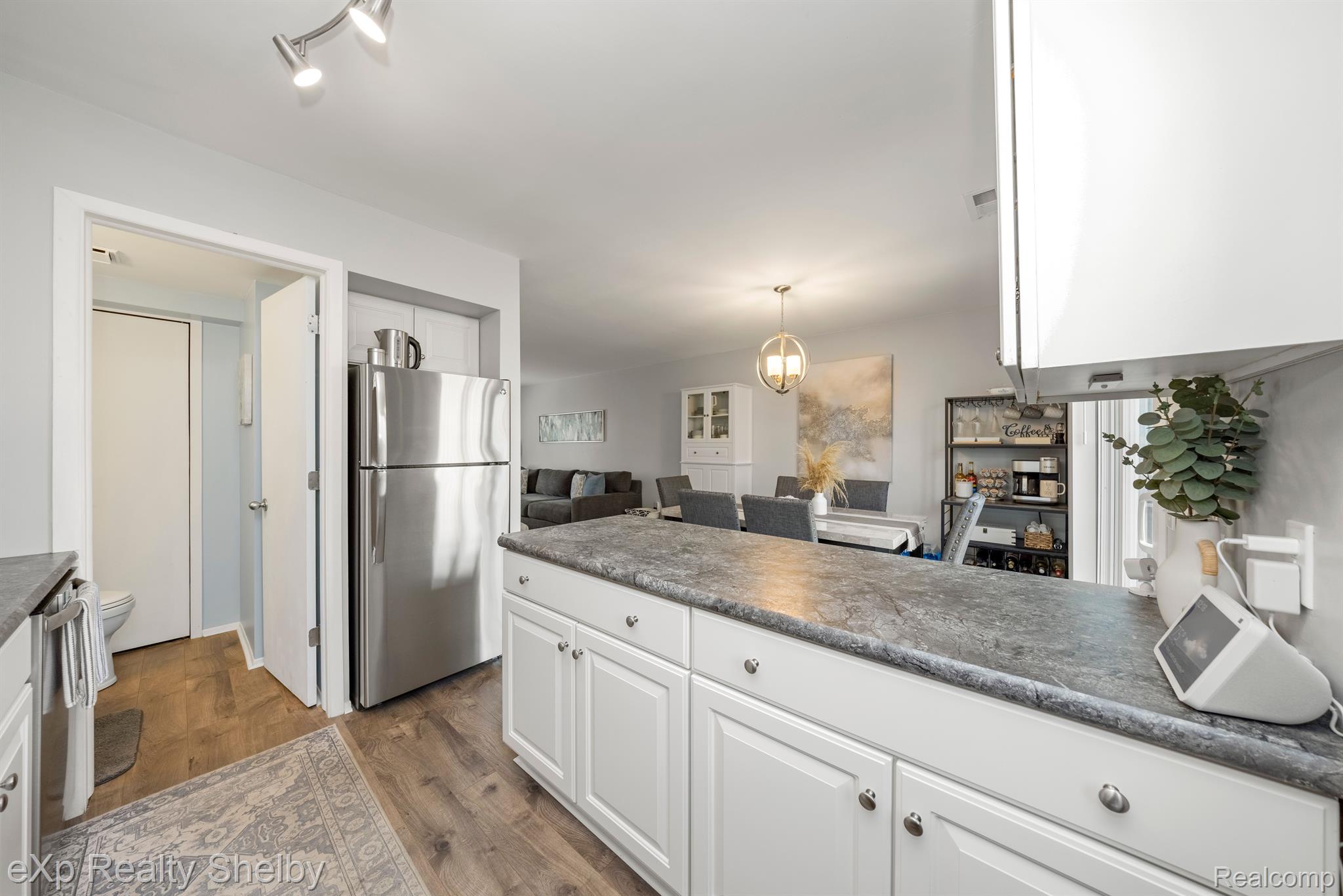 2547 Samoset Road Royal Oak, MI 48073 - Photo 12 of 29