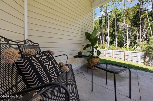 $279,000 | 407 Frisco Way, Holly Ridge, NC 28445