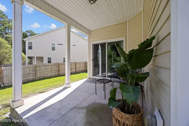 $279,000 | 407 Frisco Way, Holly Ridge, NC 28445