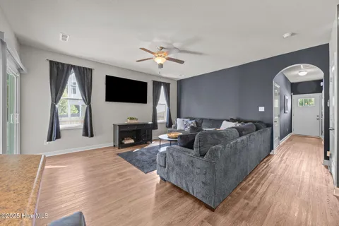 $279,000 | 407 Frisco Way, Holly Ridge, NC 28445