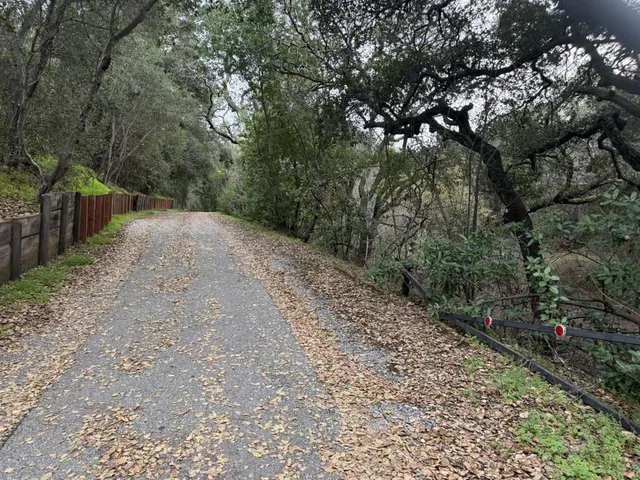 $11,000,000 | 2100 Woods Lane, Los Altos, CA 94024