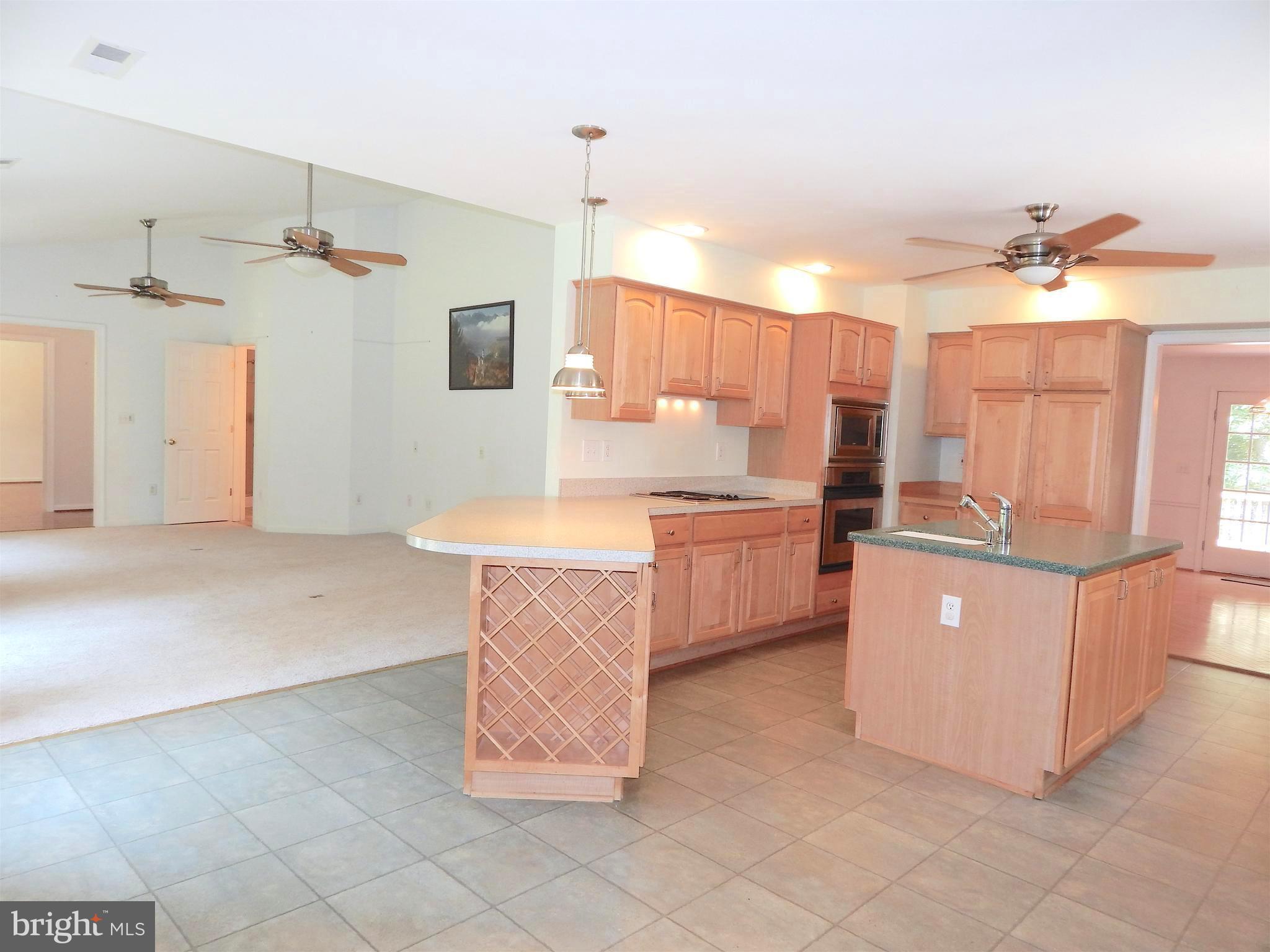 65 Sycamore Ridge Road Fredericksburg, VA 22405 - Photo 3 of 30 Breakfast Bar-Wine Rack-views to Family Rm, Din Rm