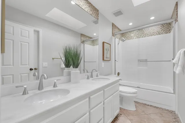 $559,000 | 31 Blue River Drive, Palm Desert, CA 92211