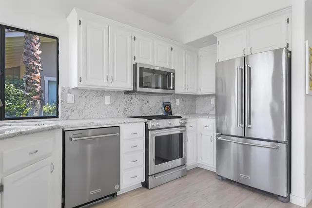 $559,000 | 31 Blue River Drive, Palm Desert, CA 92211