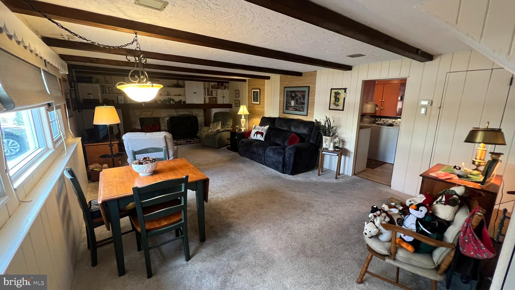 58 Saratoga Road Stratford, NJ 08084 - Photo 2 of 50 Gallery Image 2