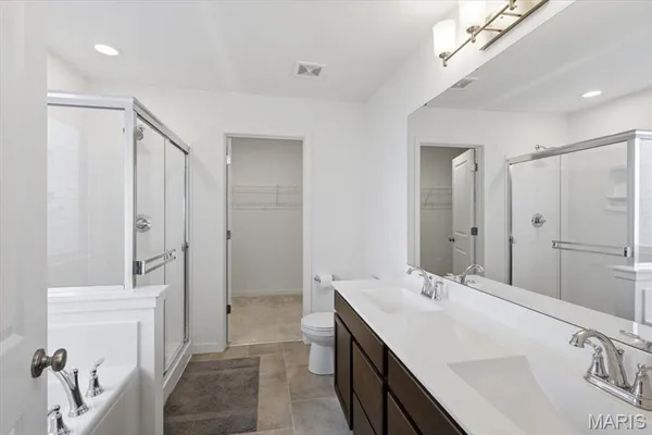 $389,000 | 121 Yellowstone Drive, Troy, MO 63379