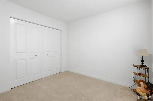 $389,000 | 121 Yellowstone Drive, Troy, MO 63379