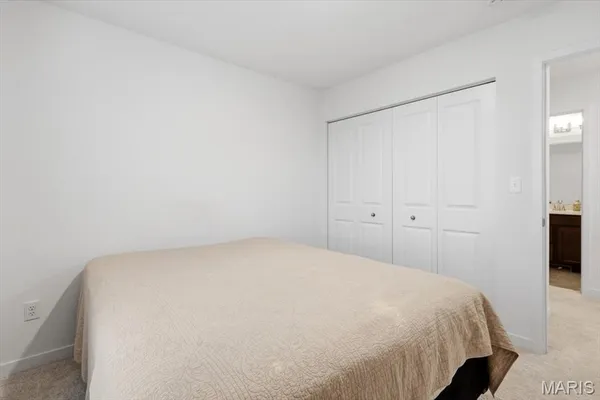 $389,000 | 121 Yellowstone Drive, Troy, MO 63379