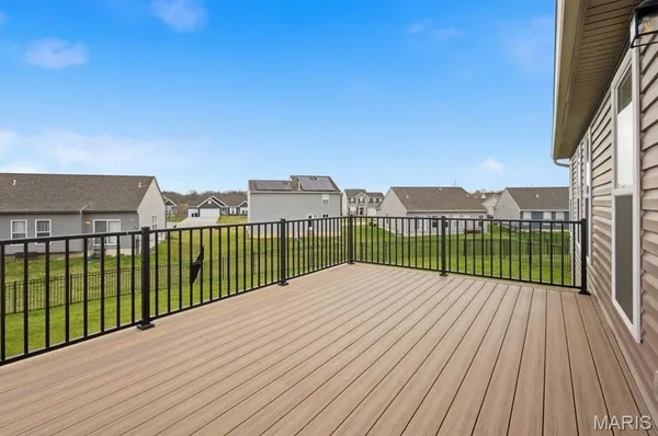 $389,000 | 121 Yellowstone Drive, Troy, MO 63379