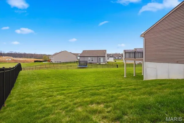 $389,000 | 121 Yellowstone Drive, Troy, MO 63379