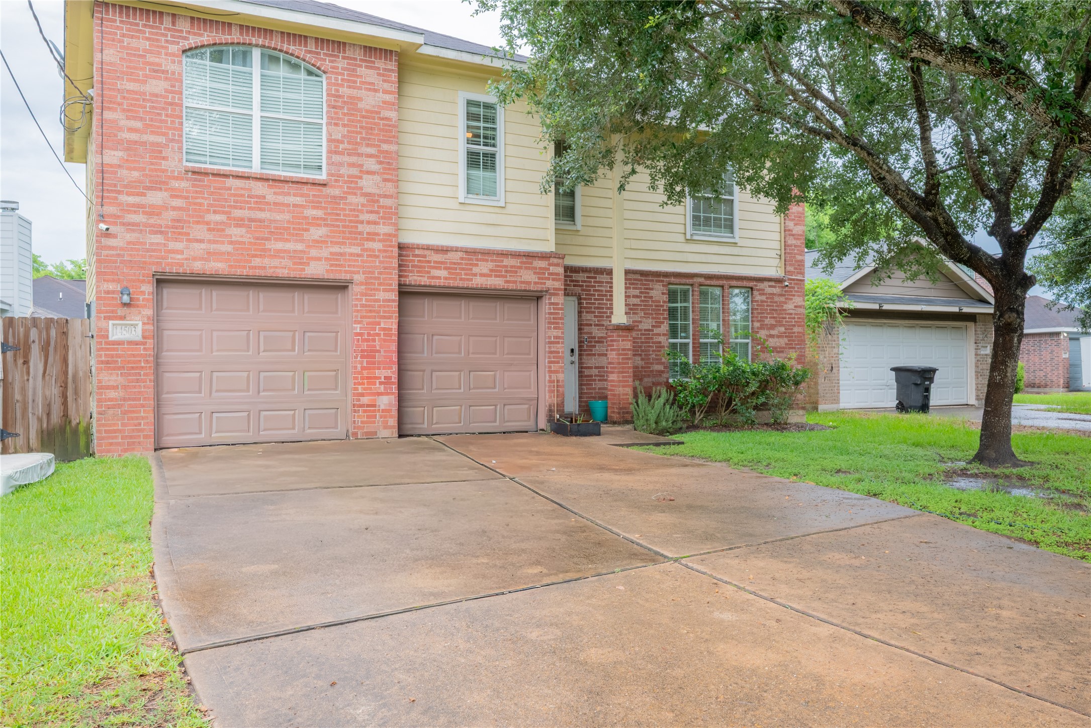 14503 Little Houston, TX 77045 - Photo 1 of 24