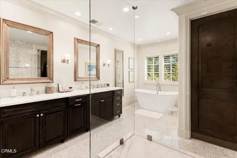 $4,250,000 | 10520 Blythe Avenue, Los Angeles, CA 90064