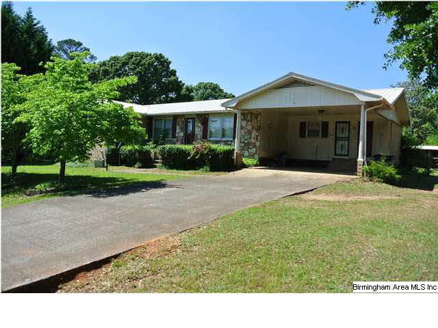 4113 Cloverdale Road Anniston, AL 36207 - Photo 1 of 10