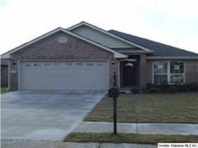 208 Makena Way, Unit 47 Alabaster, AL 35007 - Photo 1 of 10