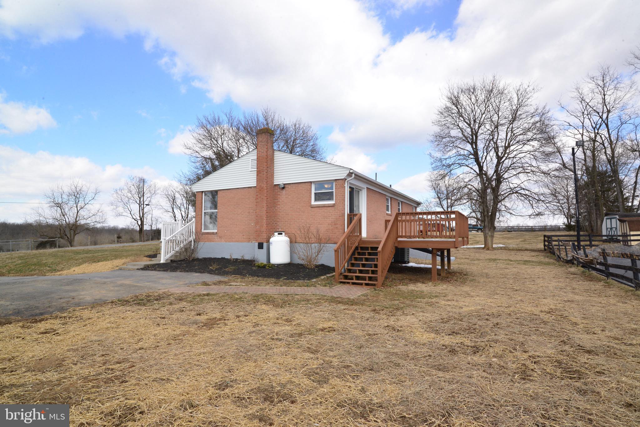 918 Wadesville Road Berryville, VA 22611 - Photo 40 of 45 Side view with 16x12 deck