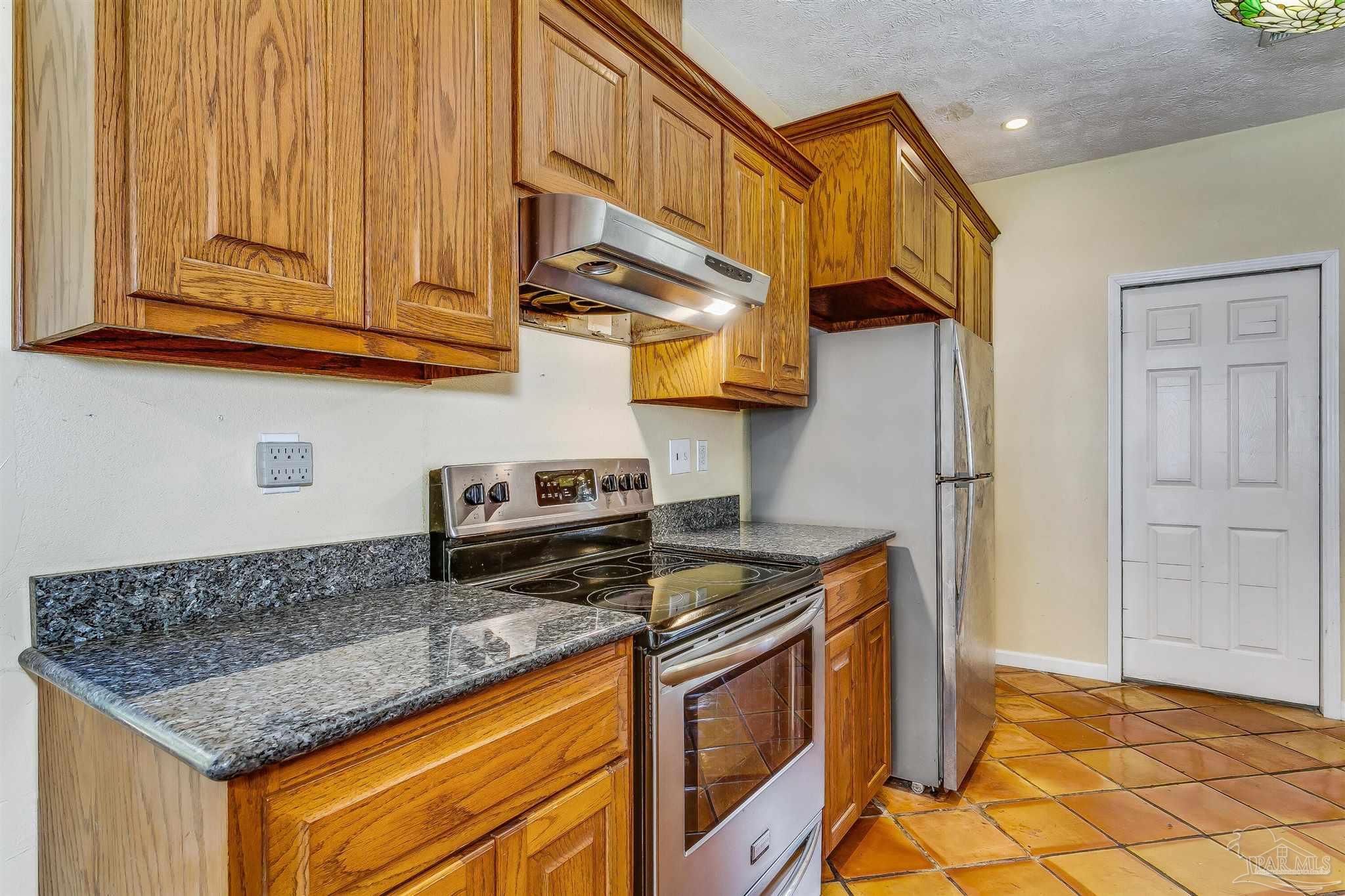 7677 Hidden Oak Road Pace, FL 32571 - Photo 12 of 26 Gallery Image 12