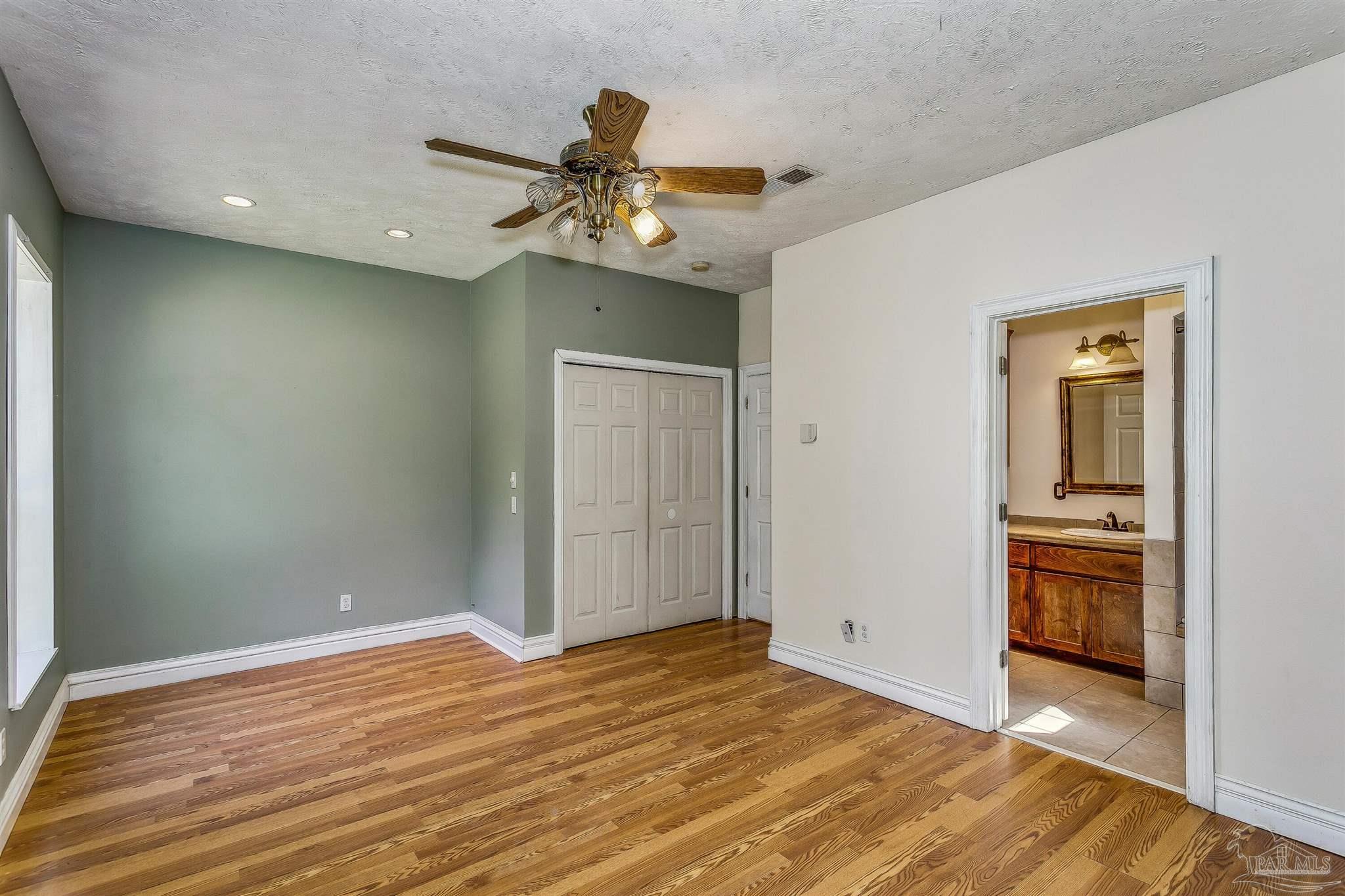 7677 Hidden Oak Road Pace, FL 32571 - Photo 15 of 26 Gallery Image 15