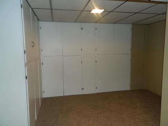 $2,500 | 209 Valley High Road, Burnsville, MN 55337