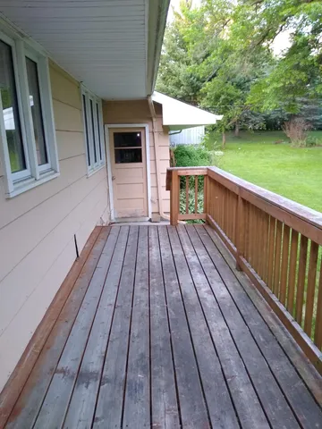 $2,500 | 209 Valley High Road, Burnsville, MN 55337