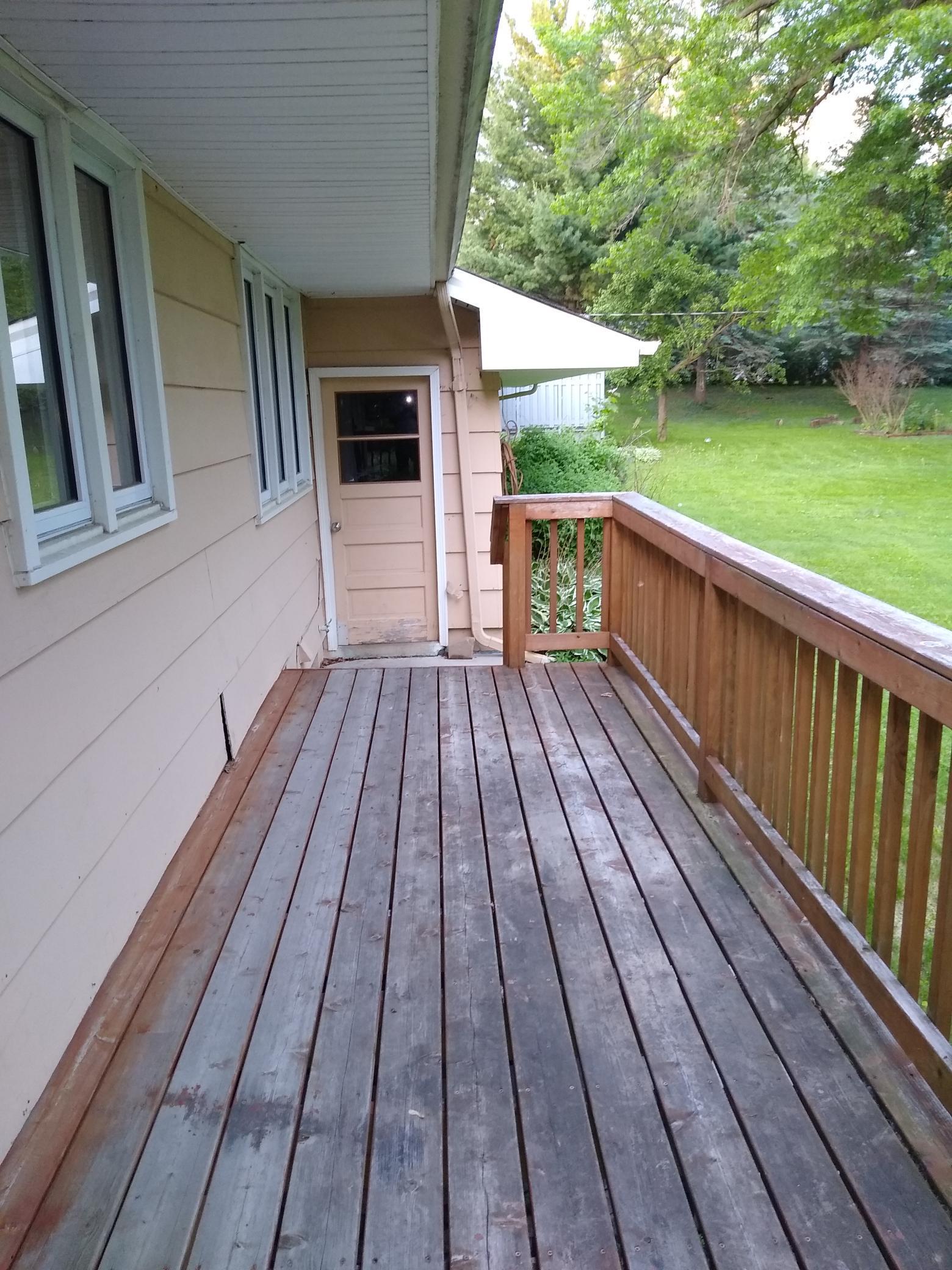 209 Valley High Road Burnsville, MN 55337 - Photo 3 of 13