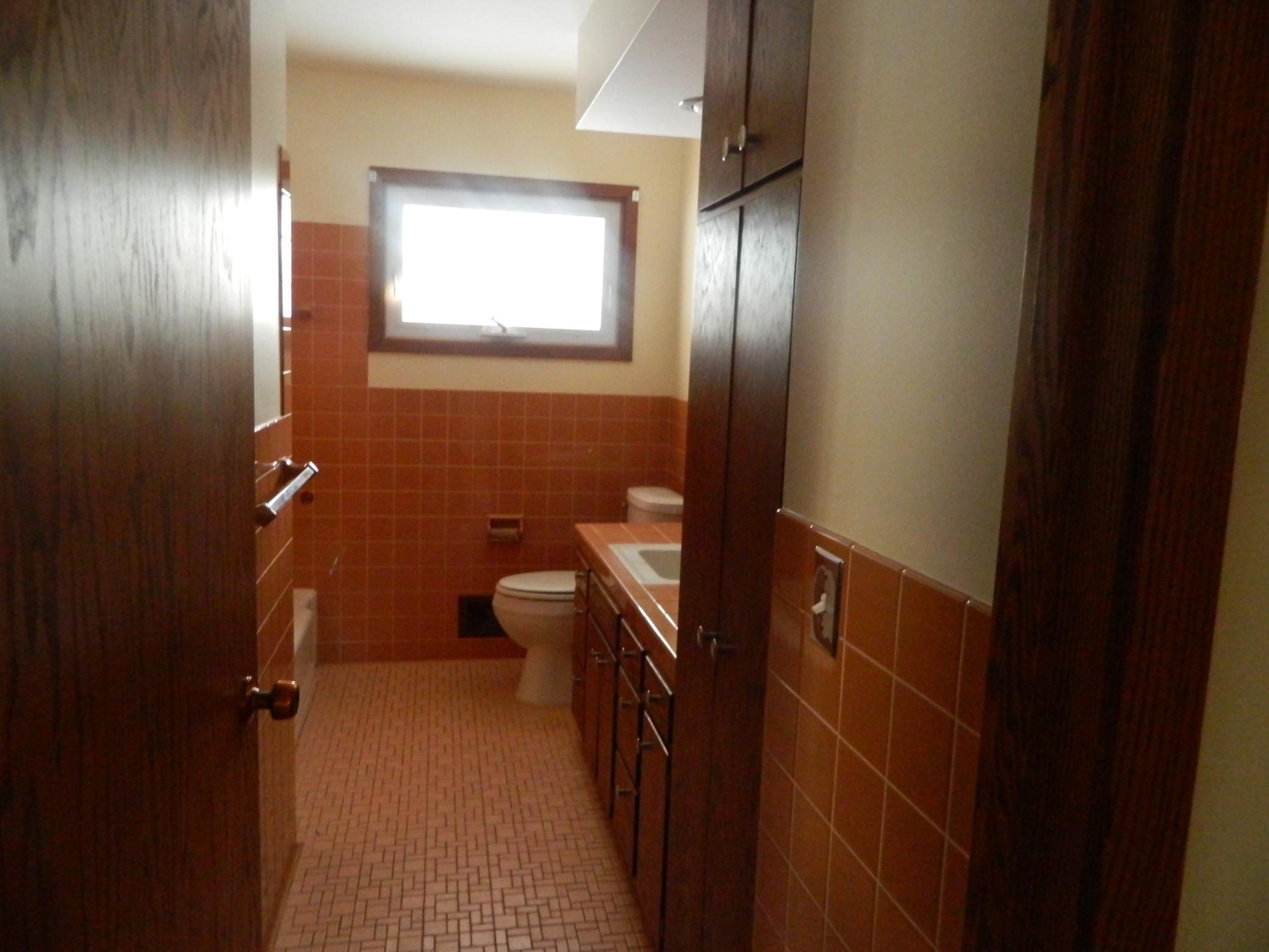 209 Valley High Road Burnsville, MN 55337 - Photo 8 of 13