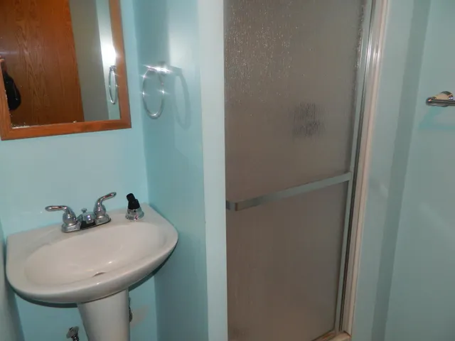 $2,500 | 209 Valley High Road, Burnsville, MN 55337