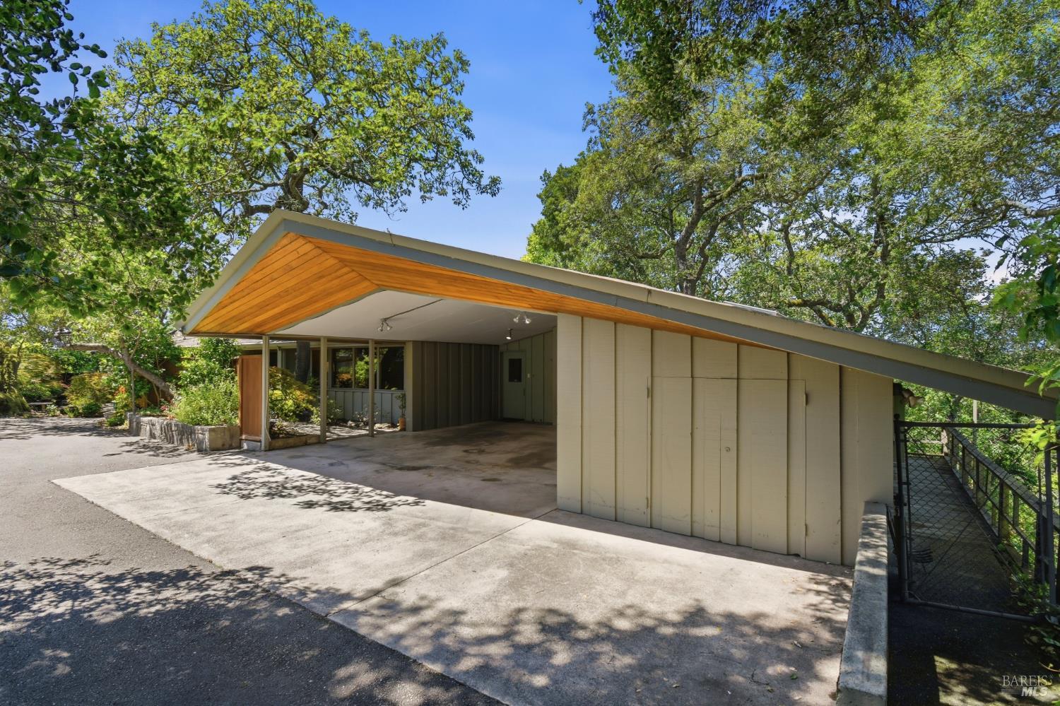2348 Sycamore Avenue Santa Rosa, CA 95404 - Photo 4 of 53