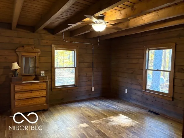 $1,000,000 | 2532 West County Road 900 South, Cloverdale, IN 46120