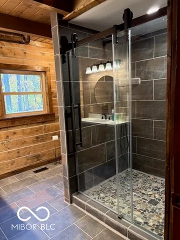 $1,000,000 | 2532 West County Road 900 South, Cloverdale, IN 46120