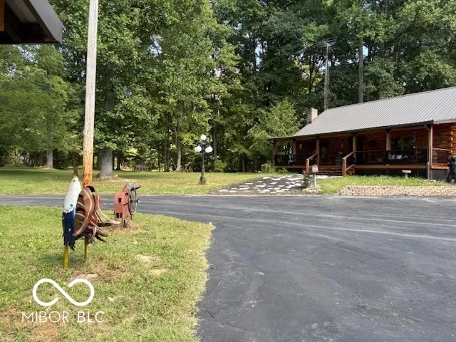 $1,000,000 | 2532 West County Road 900 South, Cloverdale, IN 46120