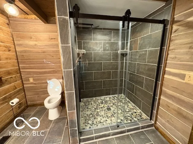 $1,000,000 | 2532 West County Road 900 South, Cloverdale, IN 46120