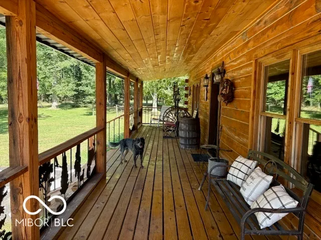 $1,000,000 | 2532 West County Road 900 South, Cloverdale, IN 46120