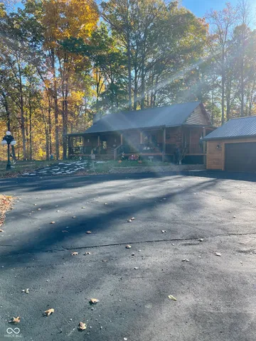 $1,000,000 | 2532 West County Road 900 South, Cloverdale, IN 46120