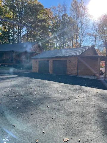 $1,000,000 | 2532 West County Road 900 South, Cloverdale, IN 46120