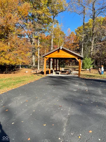 $1,000,000 | 2532 West County Road 900 South, Cloverdale, IN 46120