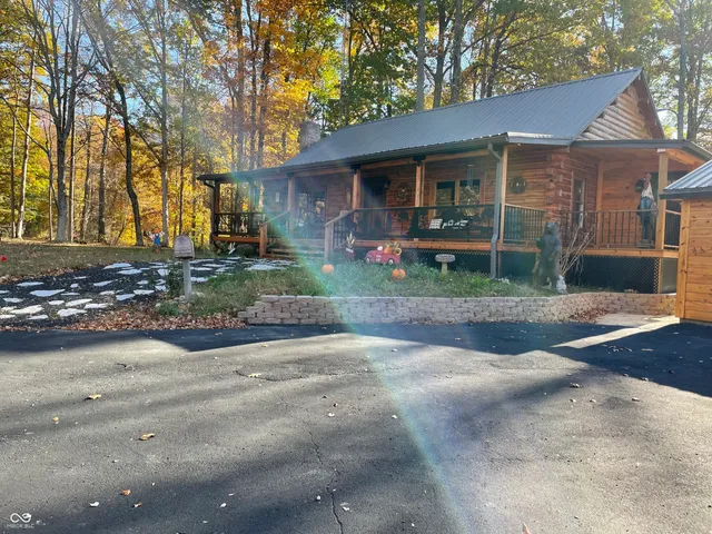 $1,000,000 | 2532 West County Road 900 South, Cloverdale, IN 46120