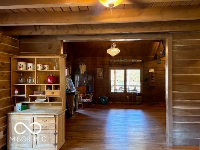 $1,000,000 | 2532 West County Road 900 South, Cloverdale, IN 46120