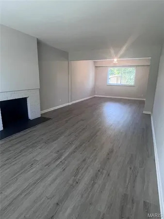 $2,250 | 514 Broadmoor Drive, Chesterfield, MO 63017