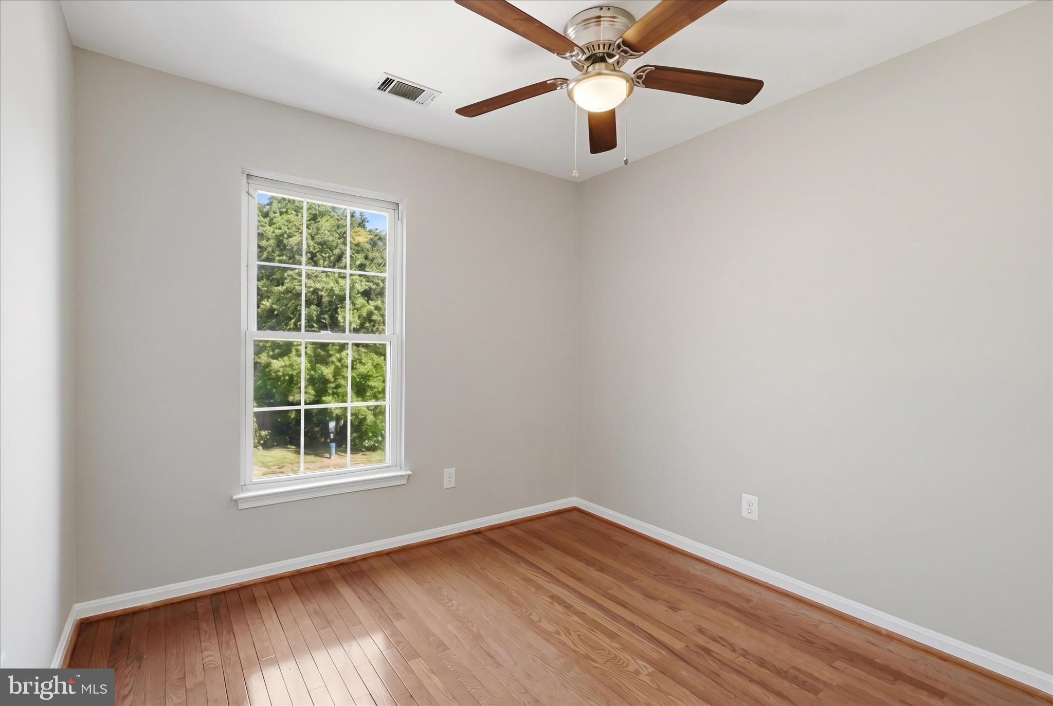 14143 Compton Valley Way Centreville, VA 20121 - Photo 17 of 37